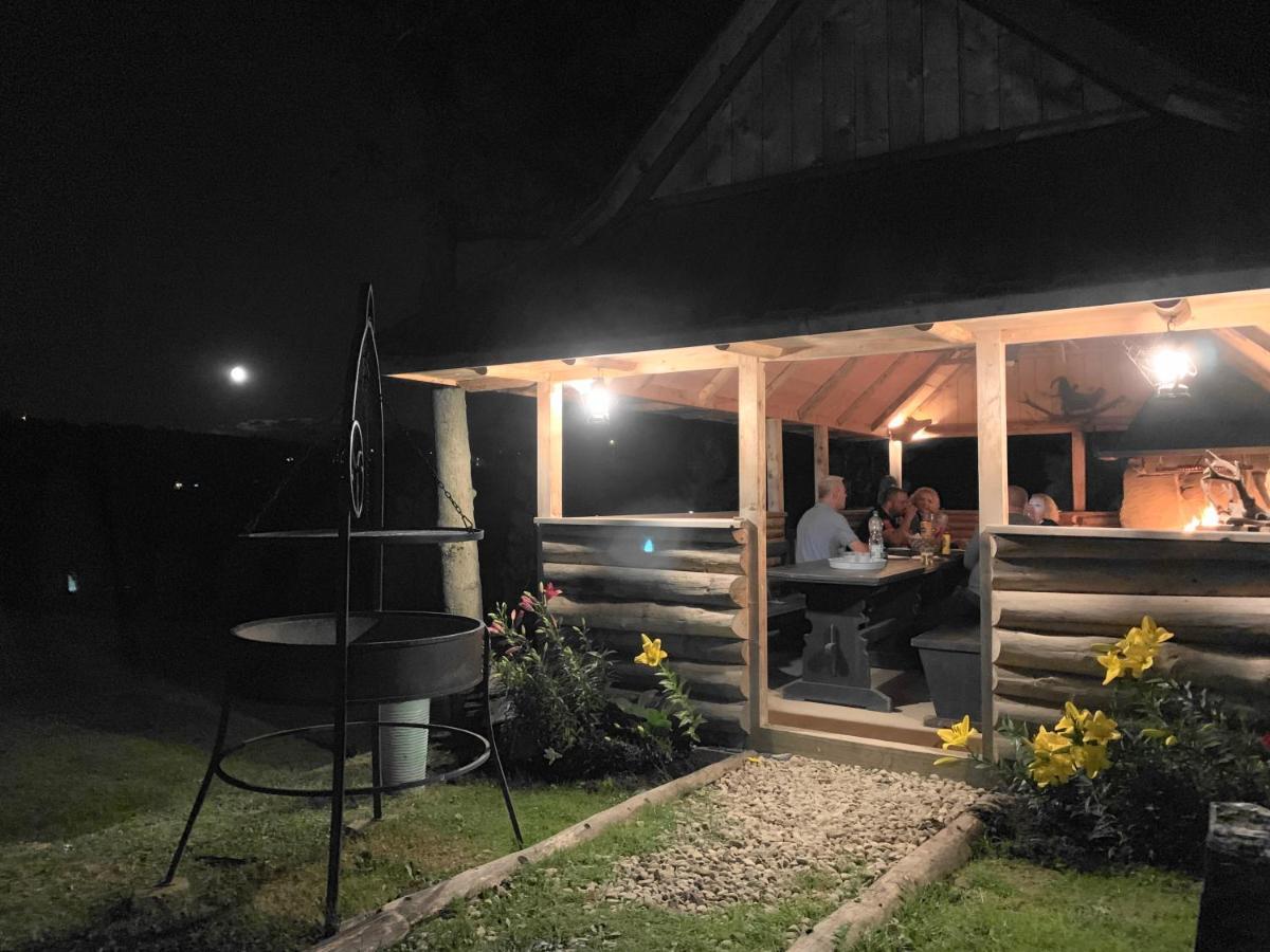 Osrodek Wypoczynkowy U Bartka Bed & Breakfast Czerwienne Luaran gambar