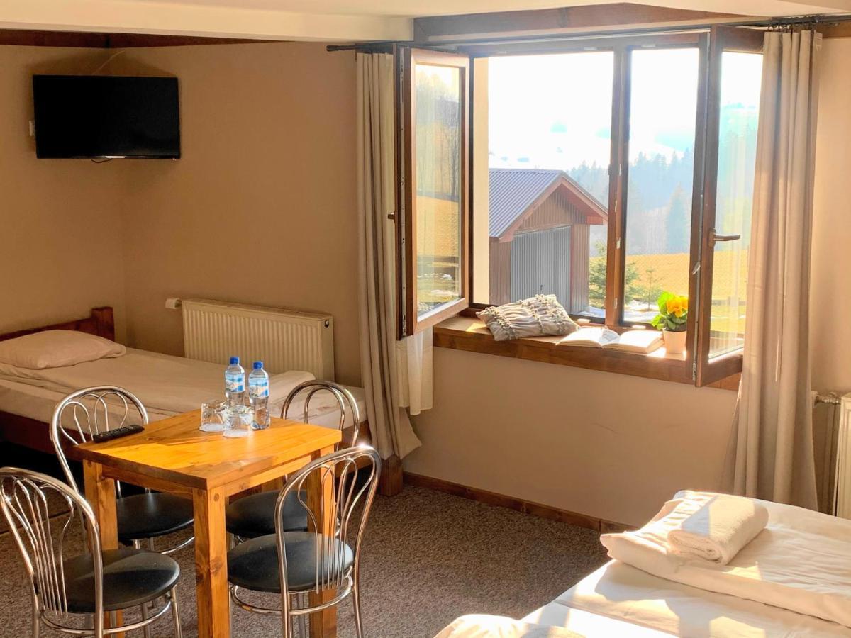 Osrodek Wypoczynkowy U Bartka Bed & Breakfast Czerwienne Luaran gambar