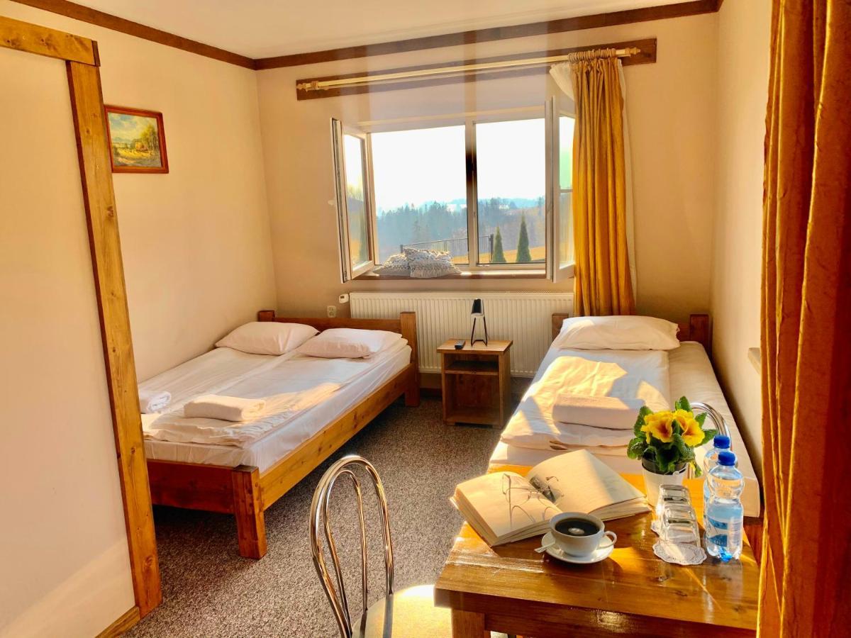 Osrodek Wypoczynkowy U Bartka Bed & Breakfast Czerwienne Luaran gambar