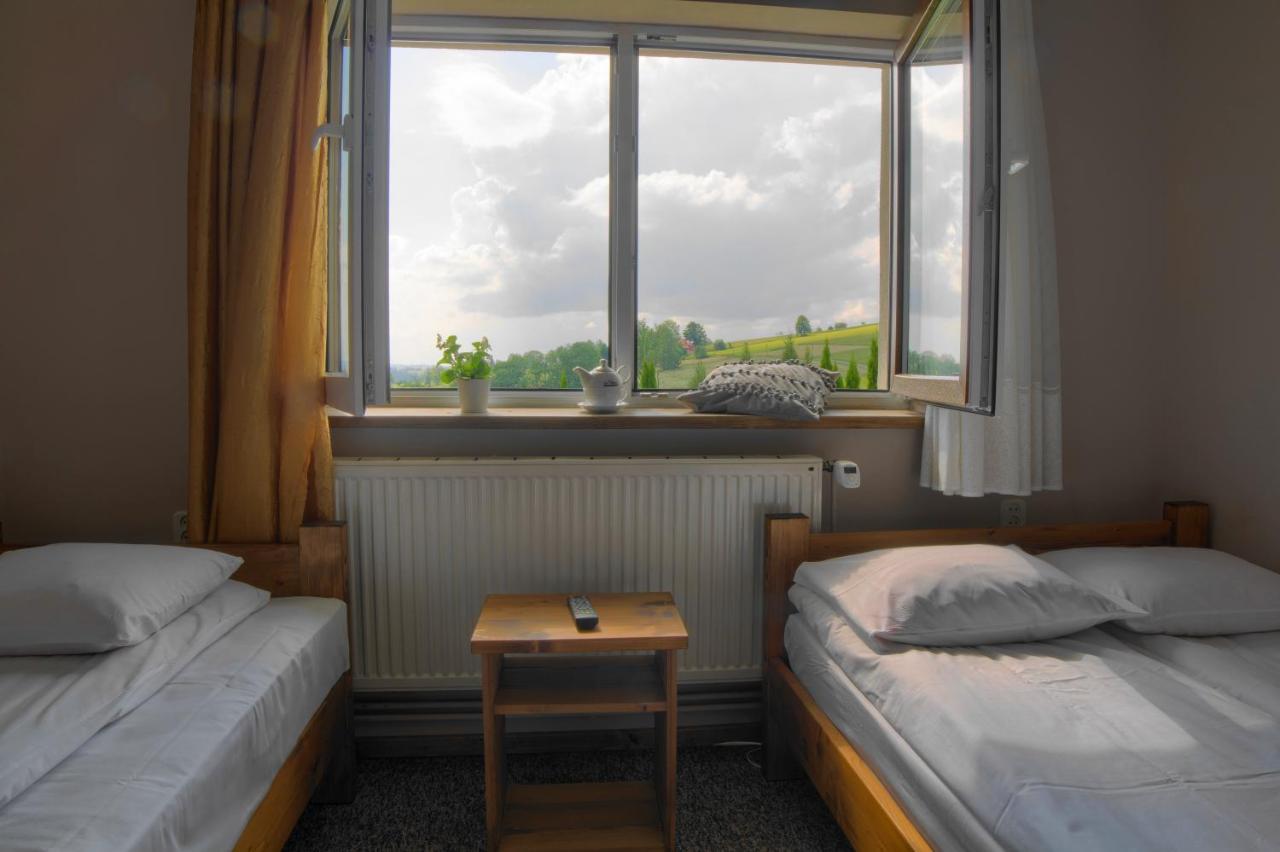Osrodek Wypoczynkowy U Bartka Bed & Breakfast Czerwienne Luaran gambar