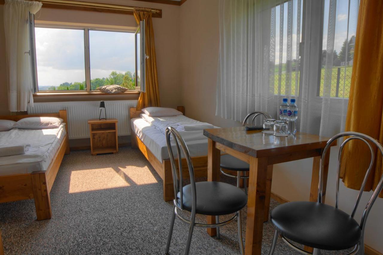 Osrodek Wypoczynkowy U Bartka Bed & Breakfast Czerwienne Luaran gambar